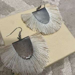 Silver/gray tassle earrings